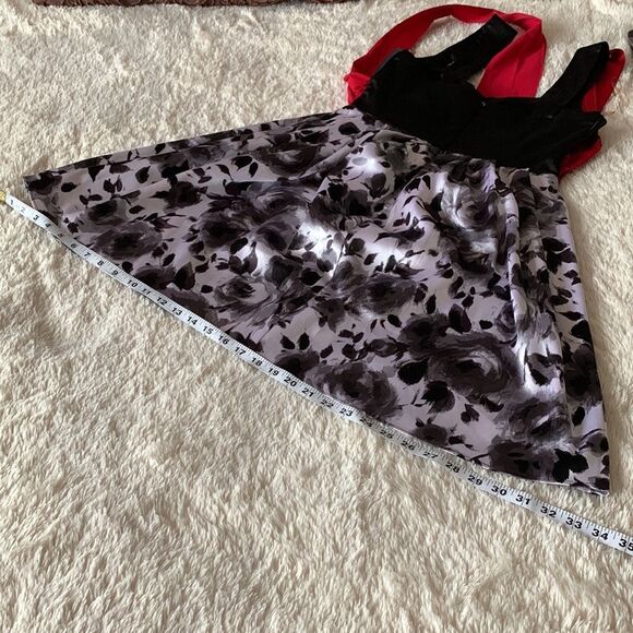 City Triangles dress size 7 - Picture 16 of 16